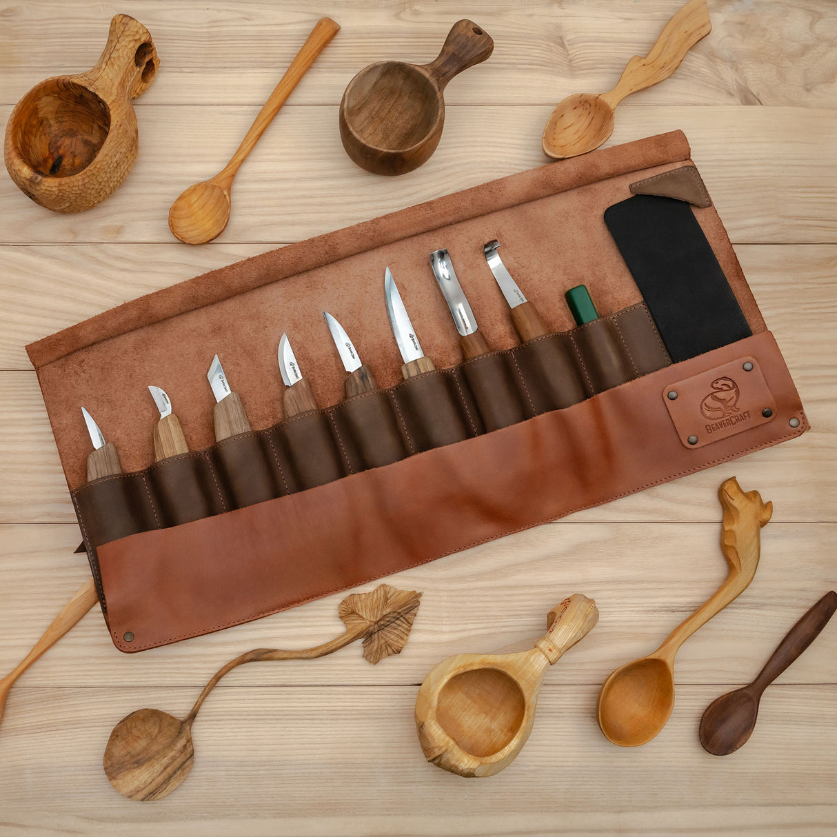 BeaverCraft 10 Piece Deluxe Wood Carving Set in Genuine Leather Tool Roll