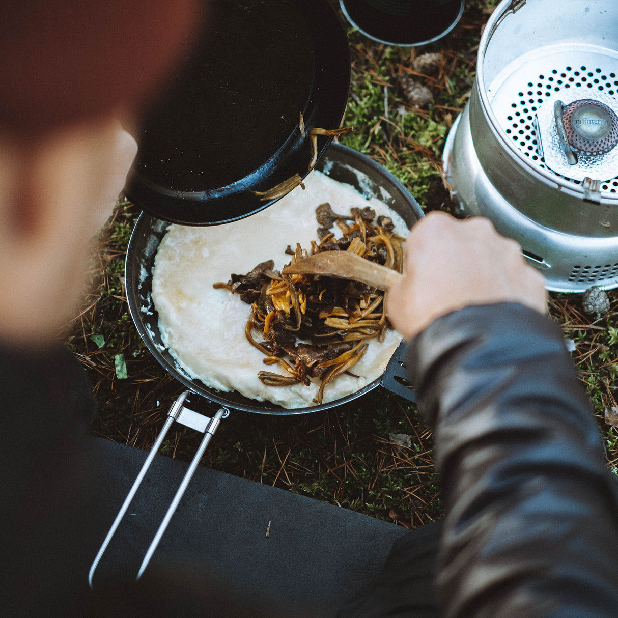 Trangia Non-Stick Frying Pan with Foldable Locking Handle, 24cm