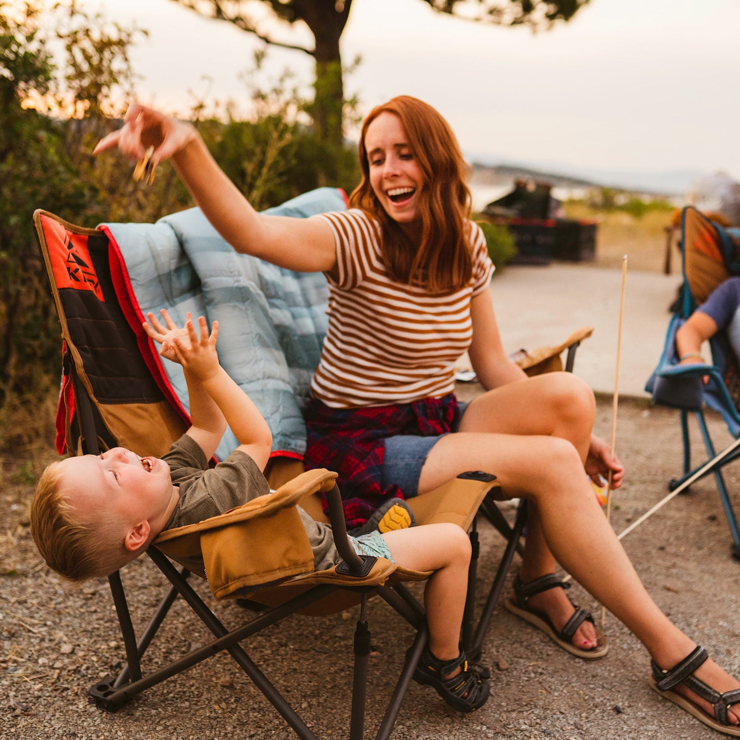 Kelty Lowdown Loveseat