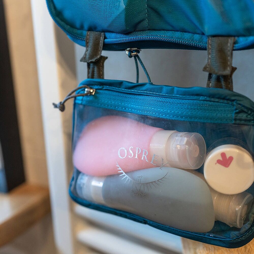 Osprey Ultralight Zip Organiser Hanging Toiletry Bag