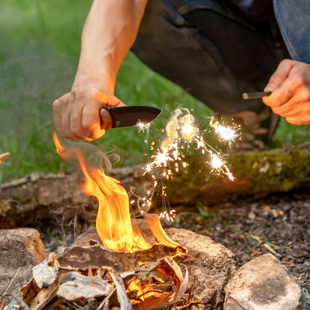BeaverCraft Shadow Compact Bushcraft Knife with Leather Sheath