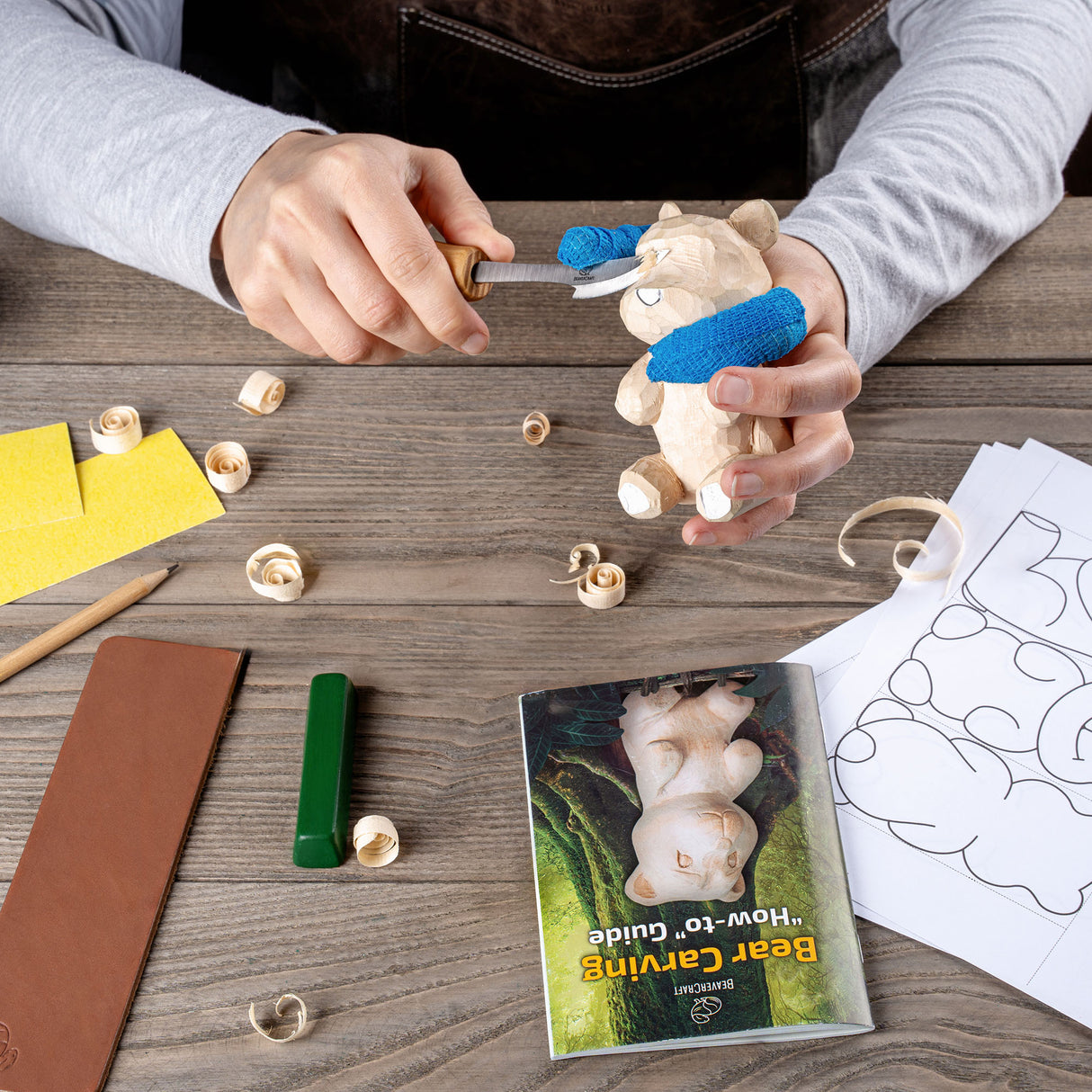 BeaverCraft Bear Carving Kit