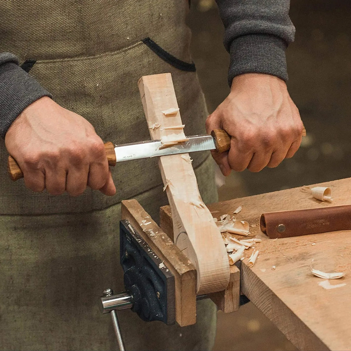 BeaverCraft 3mm Drawknife with Oak Handle in Leather Sheath