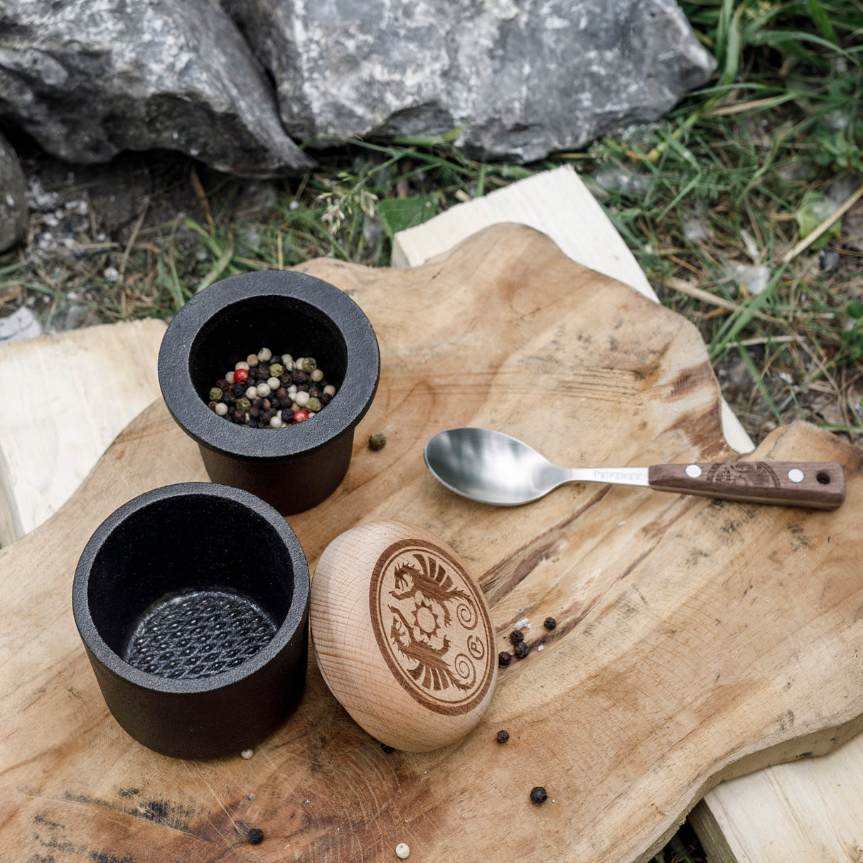 Petromax Cast Iron Hand Mortar