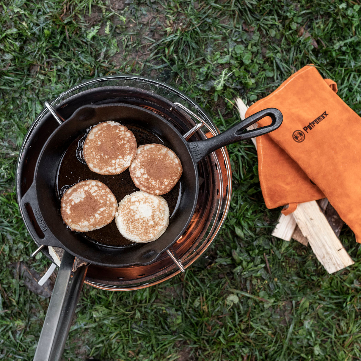 Petromax Seasoned Cast Iron Fire Skillet