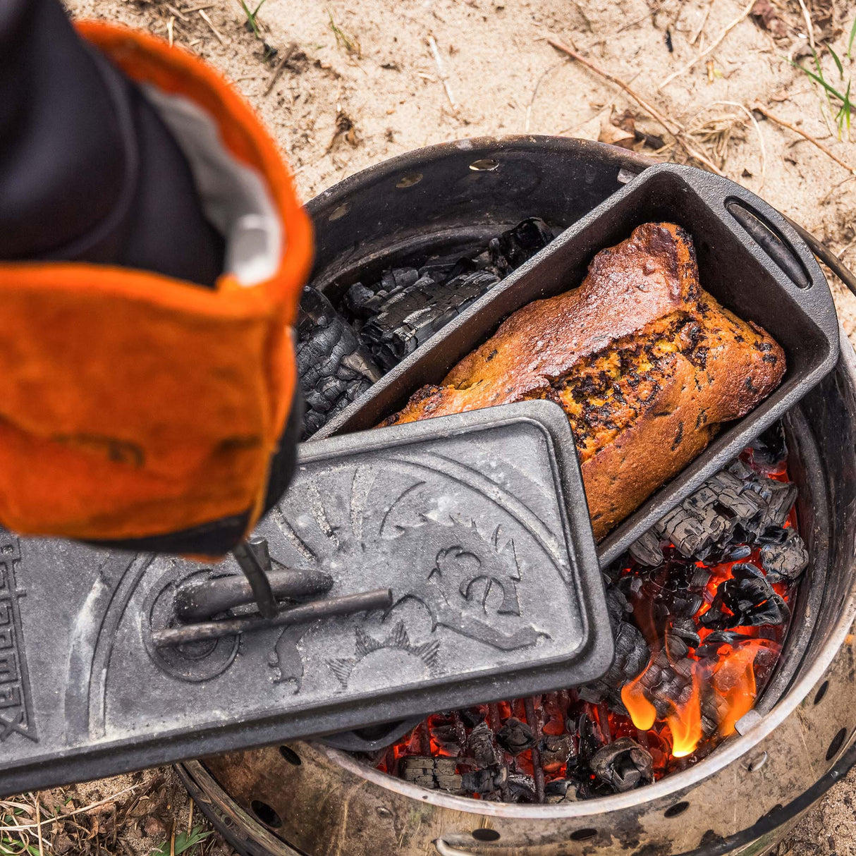 Petromax Cast Iron Loaf Pan with Lid