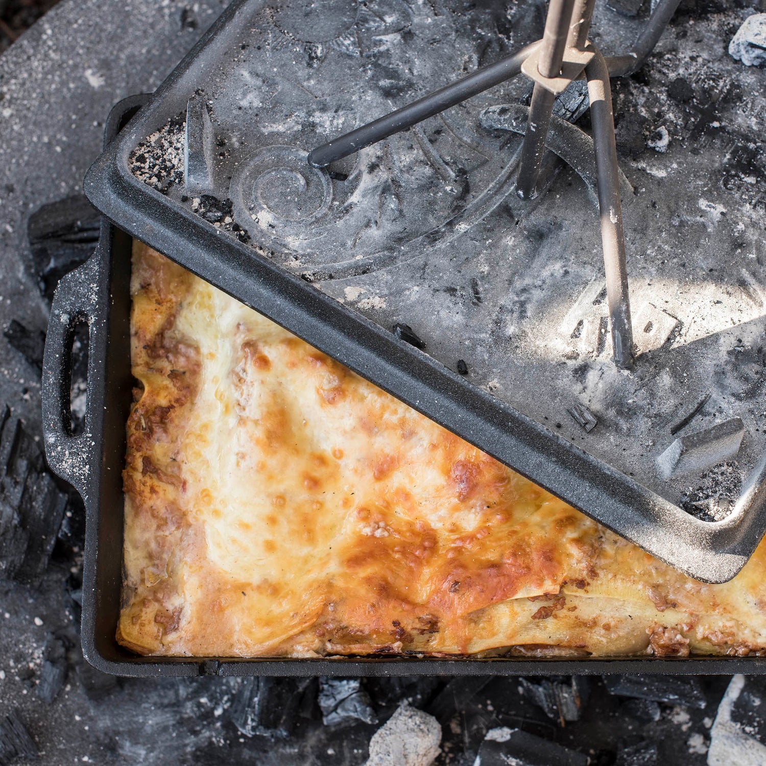 Petromax Cast Iron Loaf Pan with Lid