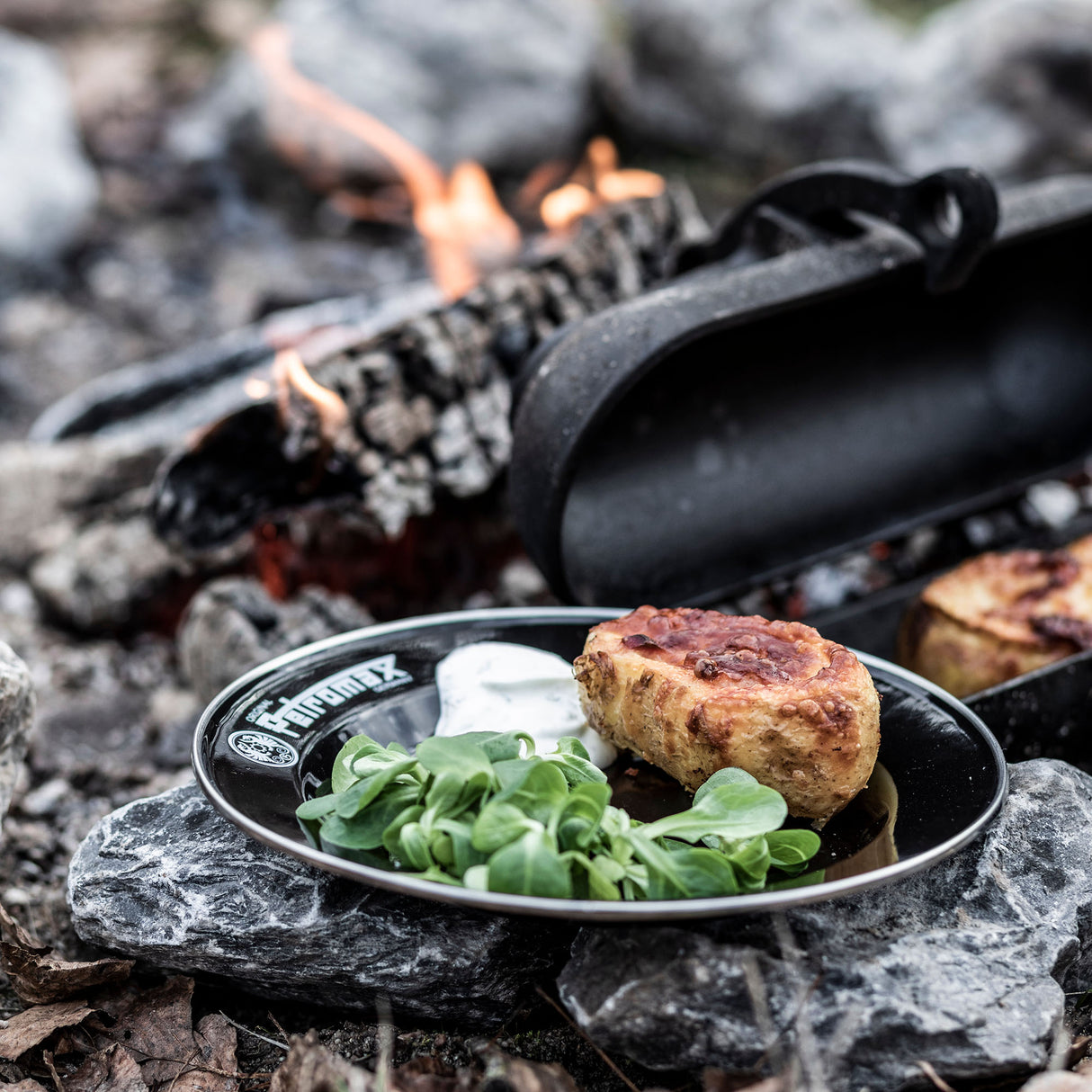 Petromax 18cm Enamel Side Plates, Set of 2