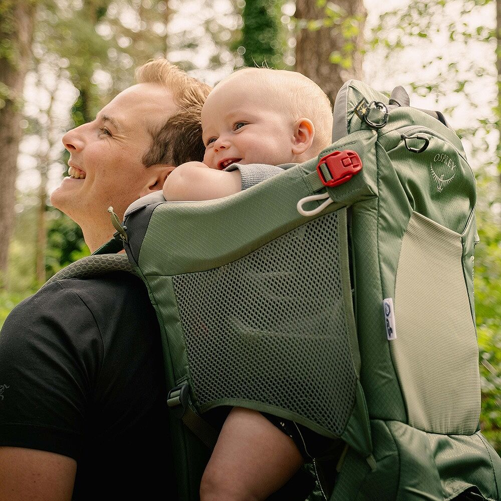 Osprey Poco Child Carrier with Rain Cover