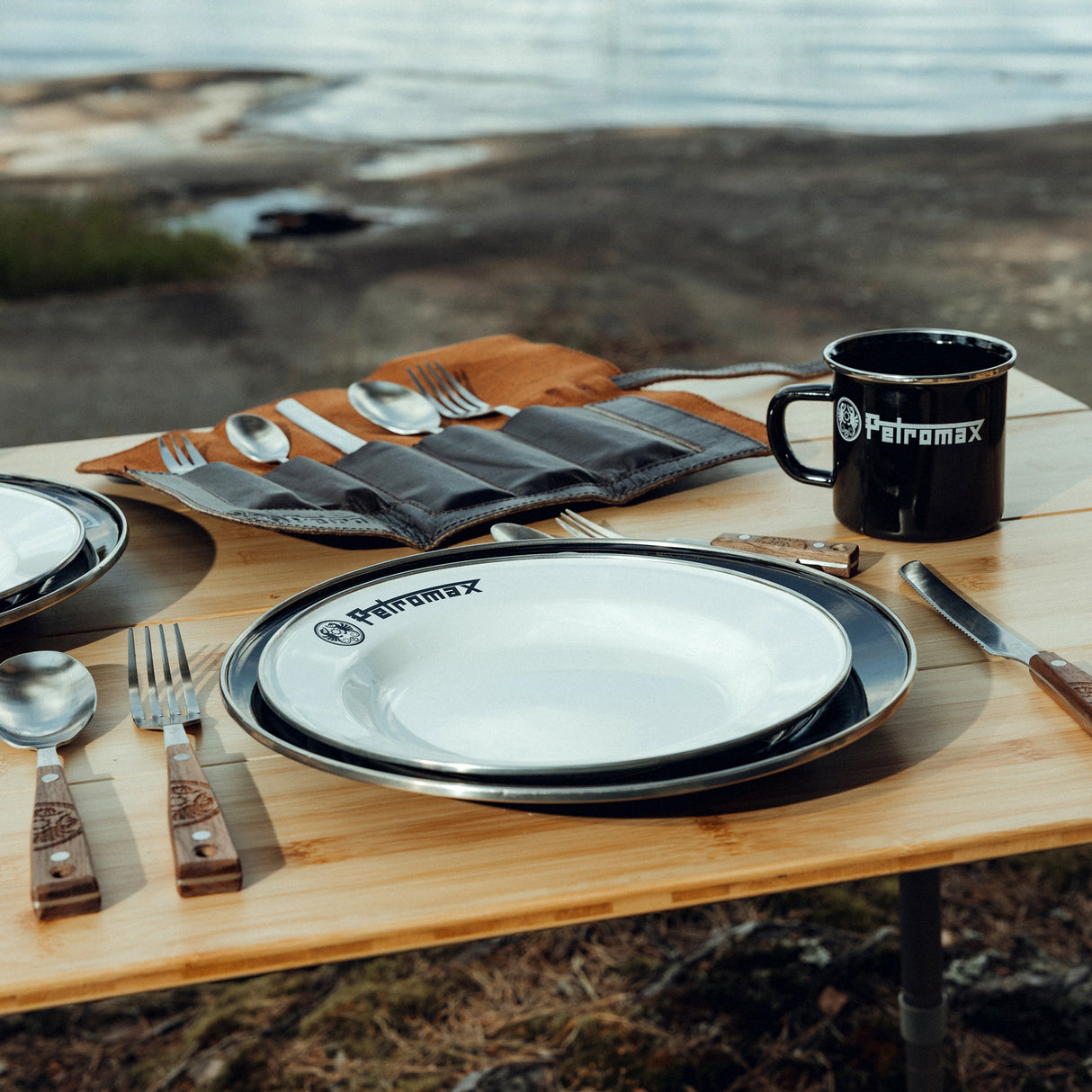 Petromax 26cm Enamel Dinner Plates, Set of 2