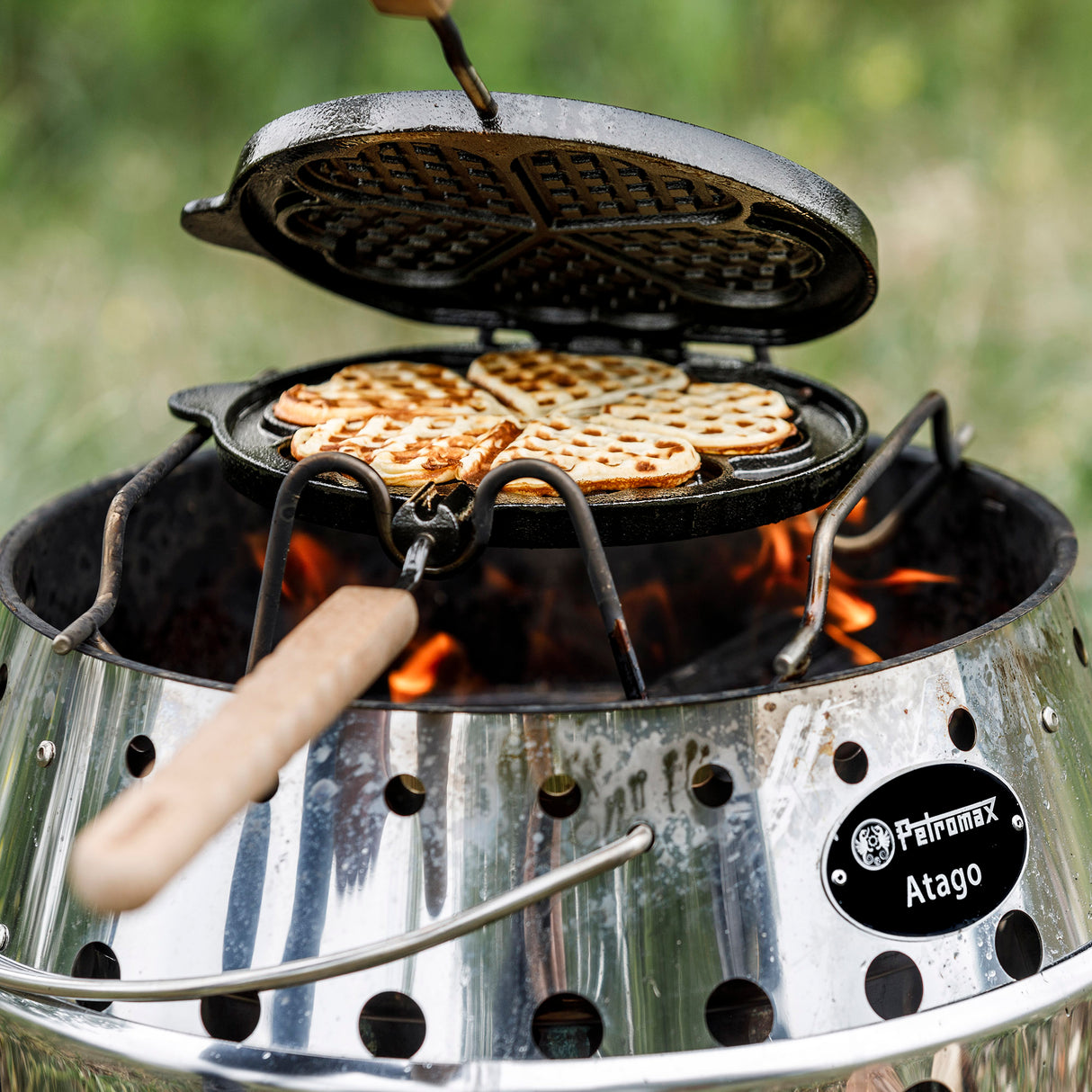 Petromax Cast Iron Rotating Waffle Iron with Stand