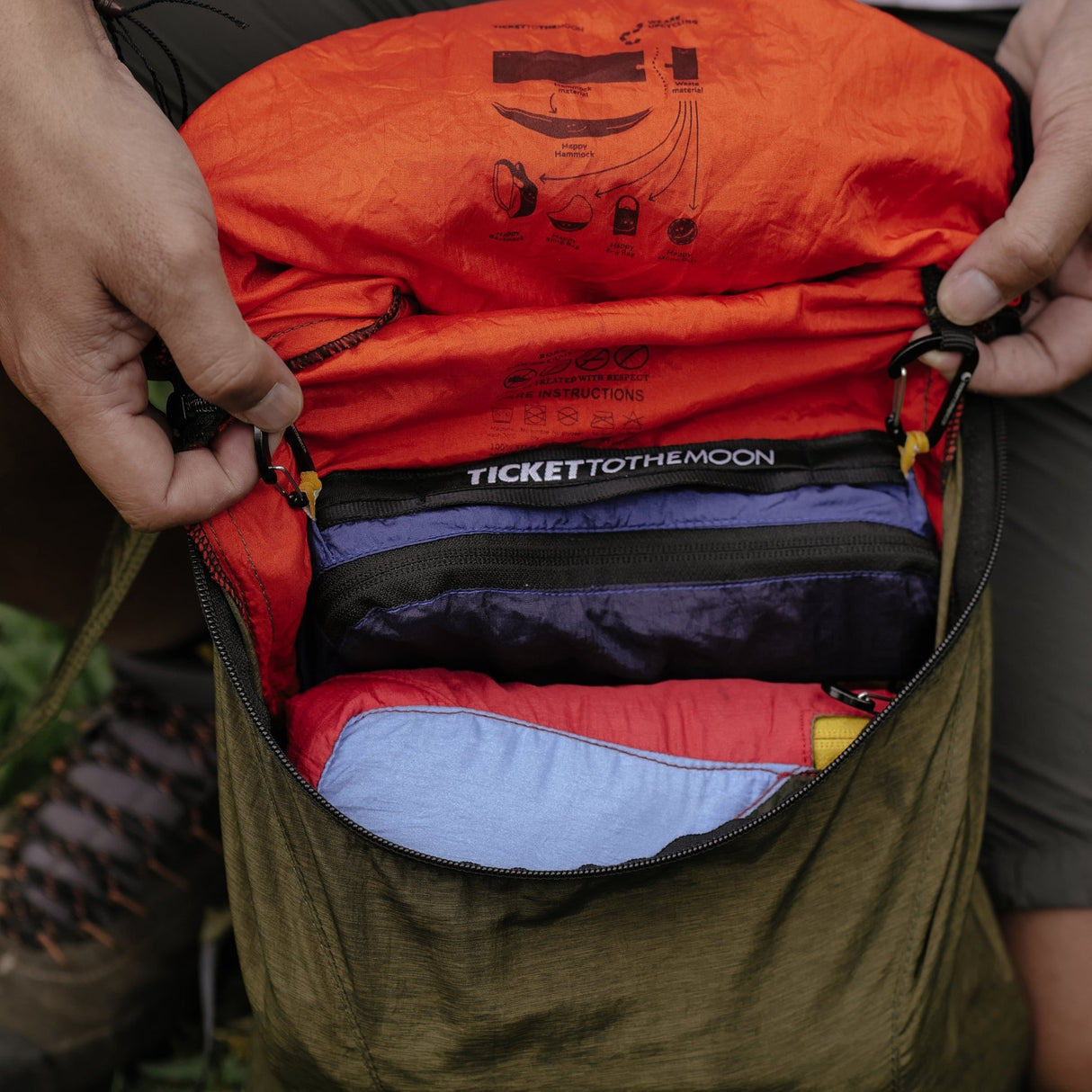 Ticket to the Moon - Travel Cube Medium TTTM_TMTCM0824 - Brave Hardy