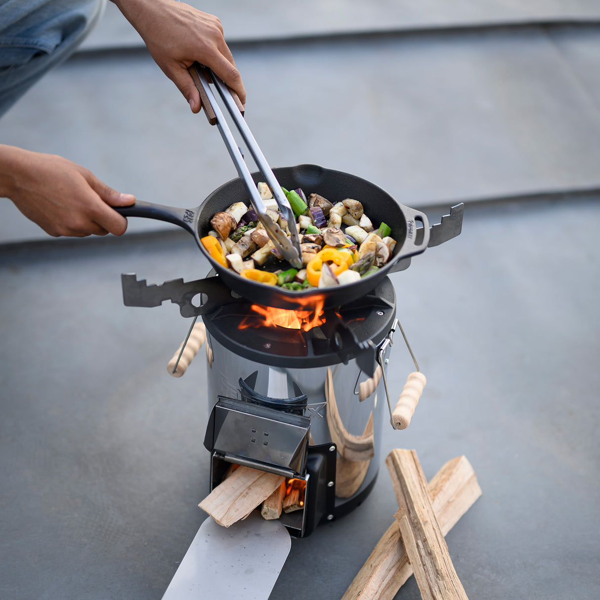 Petromax Rocket Stove Plancha Plate & Cooking Stand