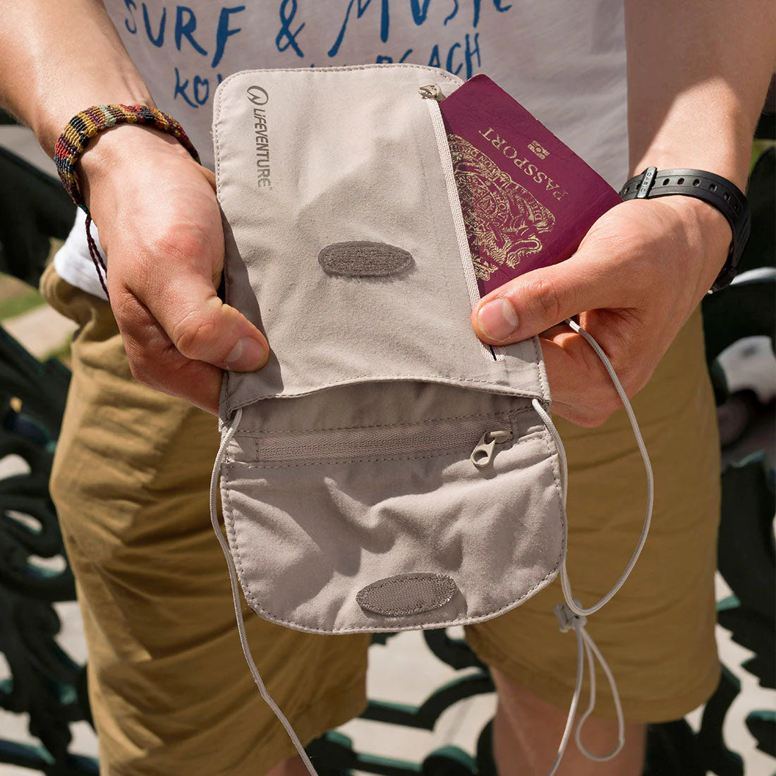 LIFEVENTURE RFID Chest Wallet