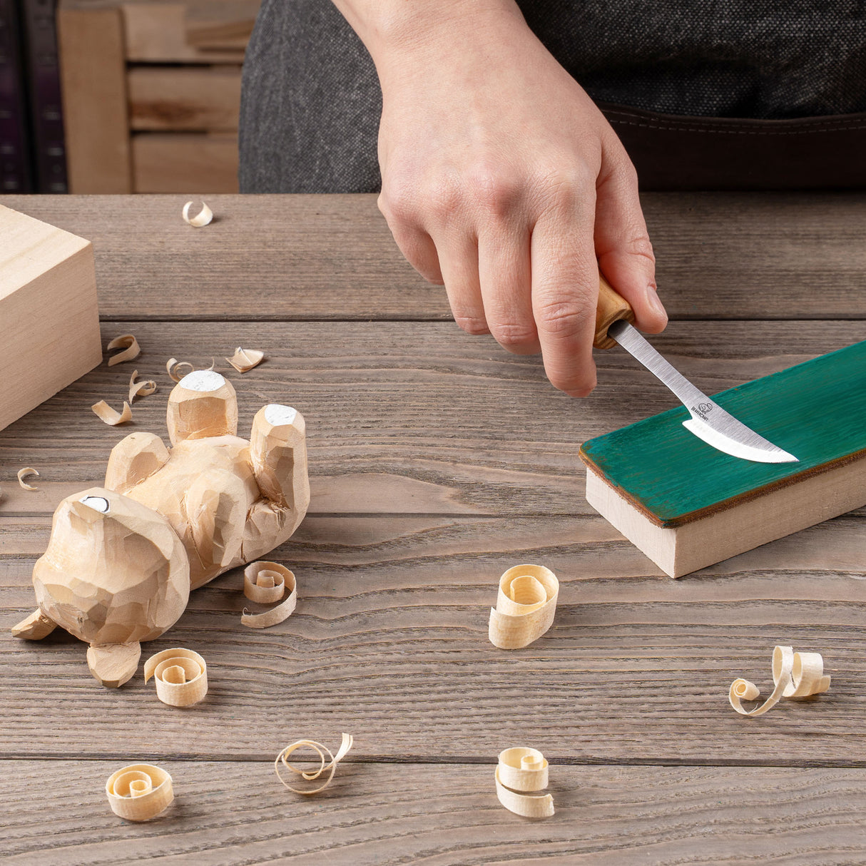 BeaverCraft Bear Carving Kit