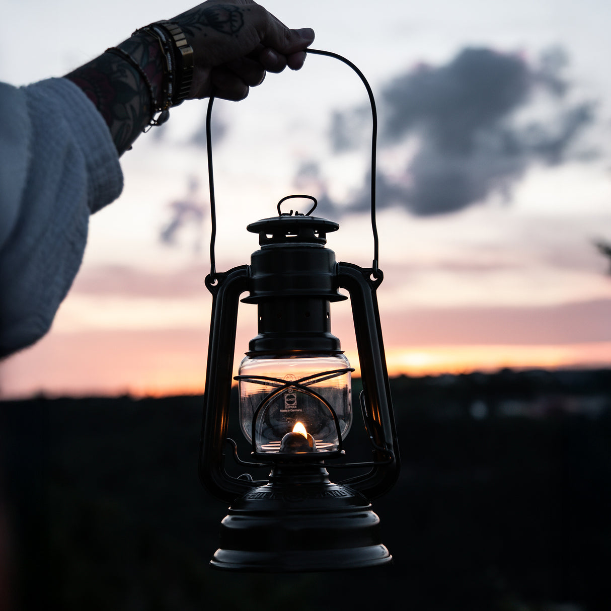 Feuerhand Hurricane Lantern 276