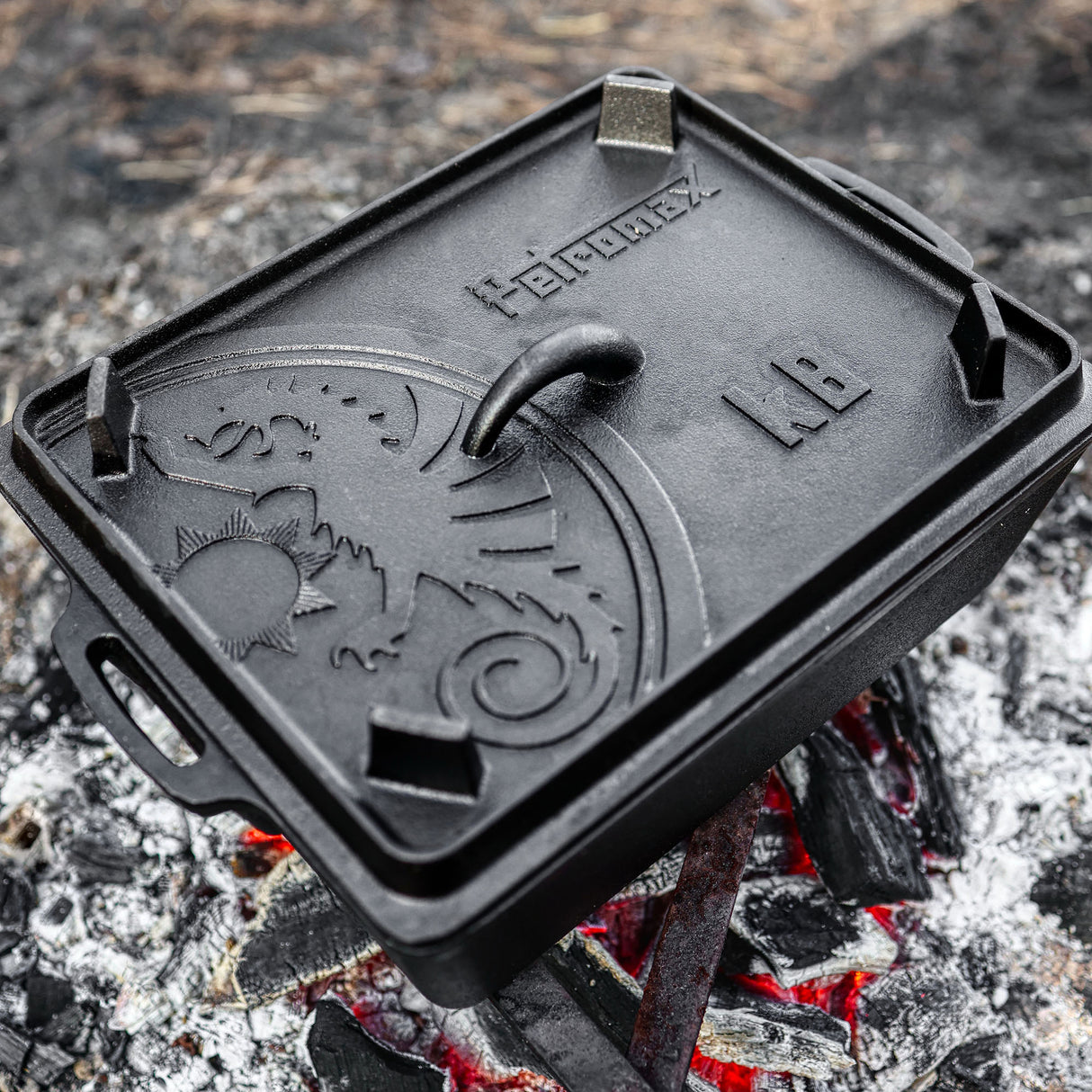 Petromax Cast Iron Loaf Pan with Lid
