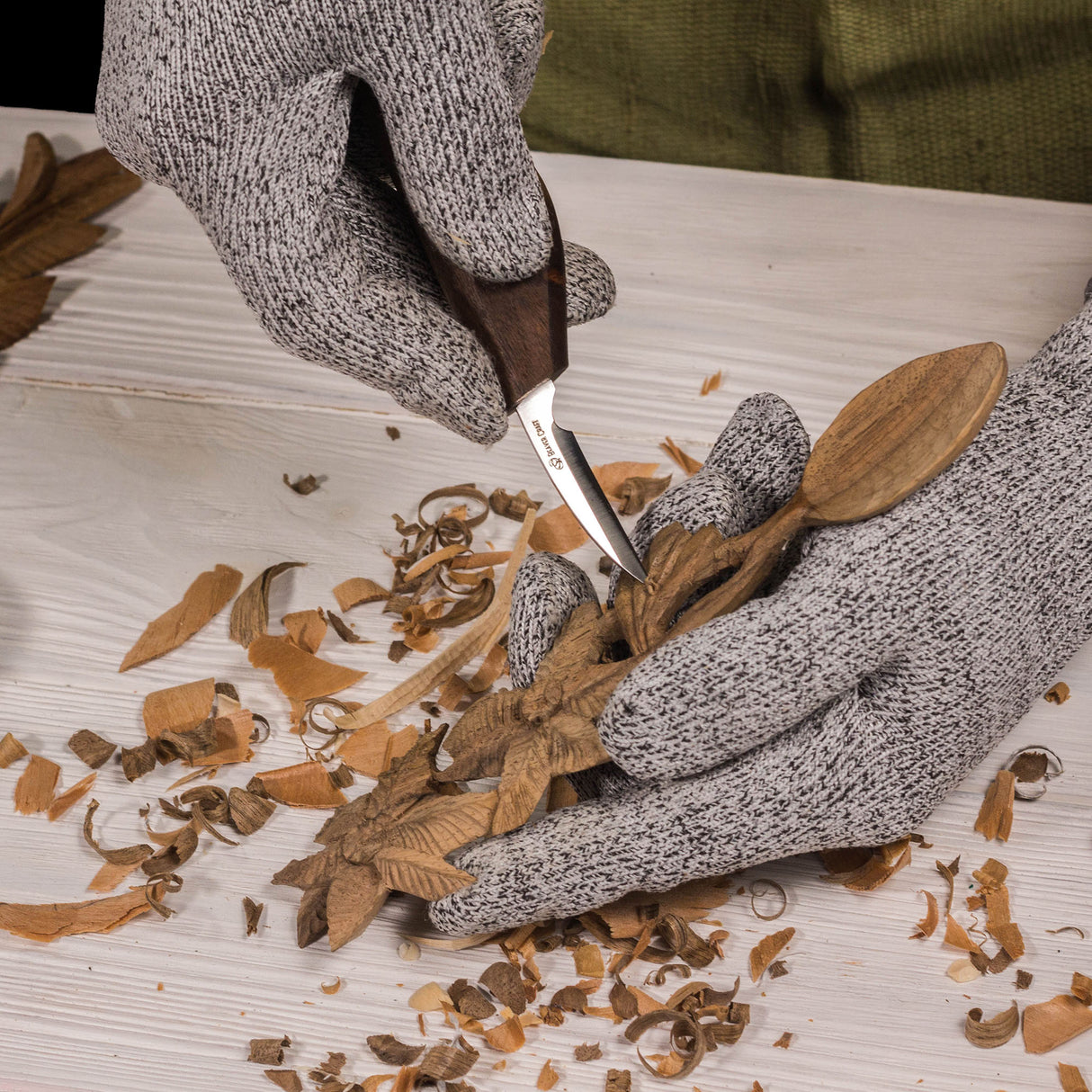 BeaverCraft 5 Piece Spoon Carving Set in Leather Case