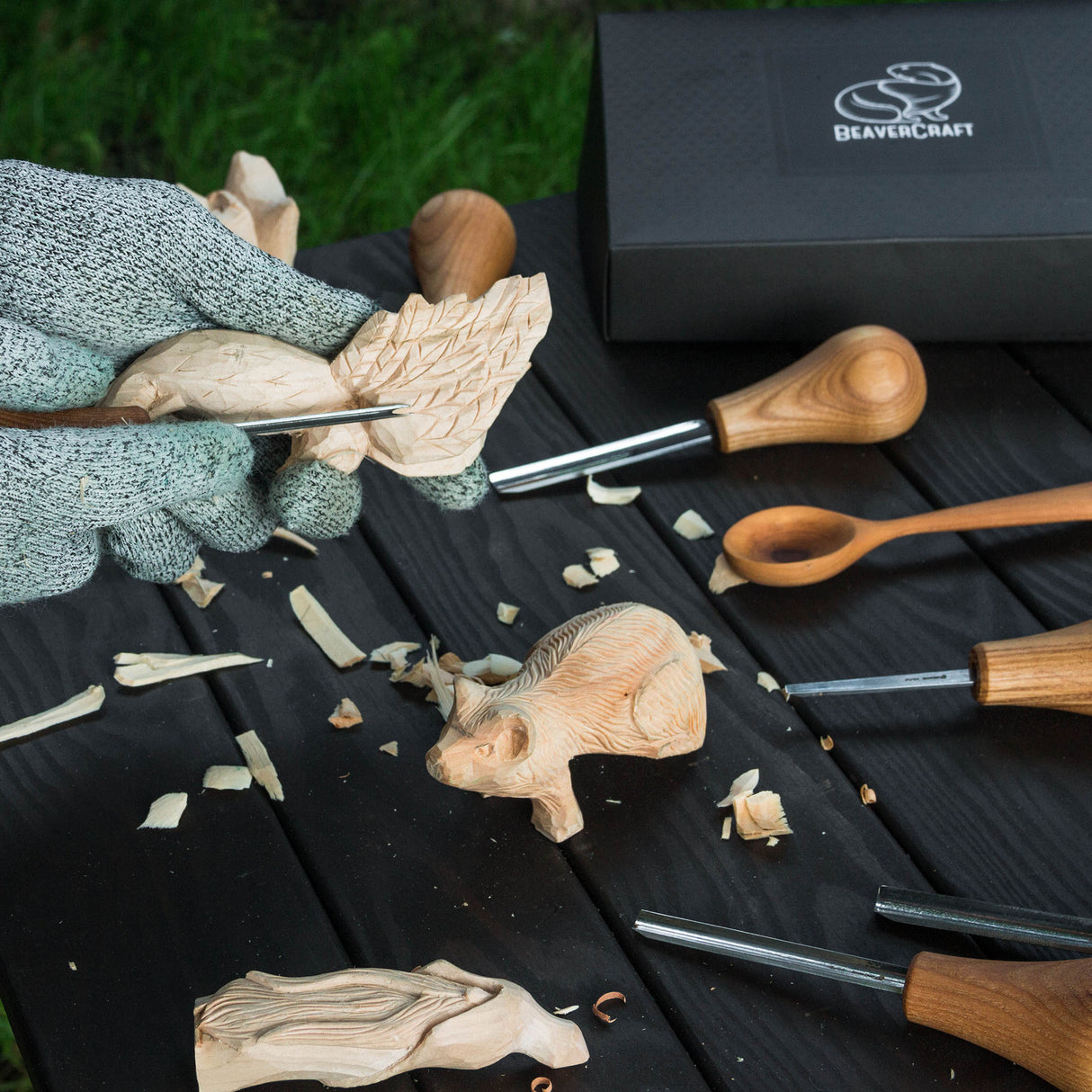 BeaverCraft 6 Piece Palm Chisel Set