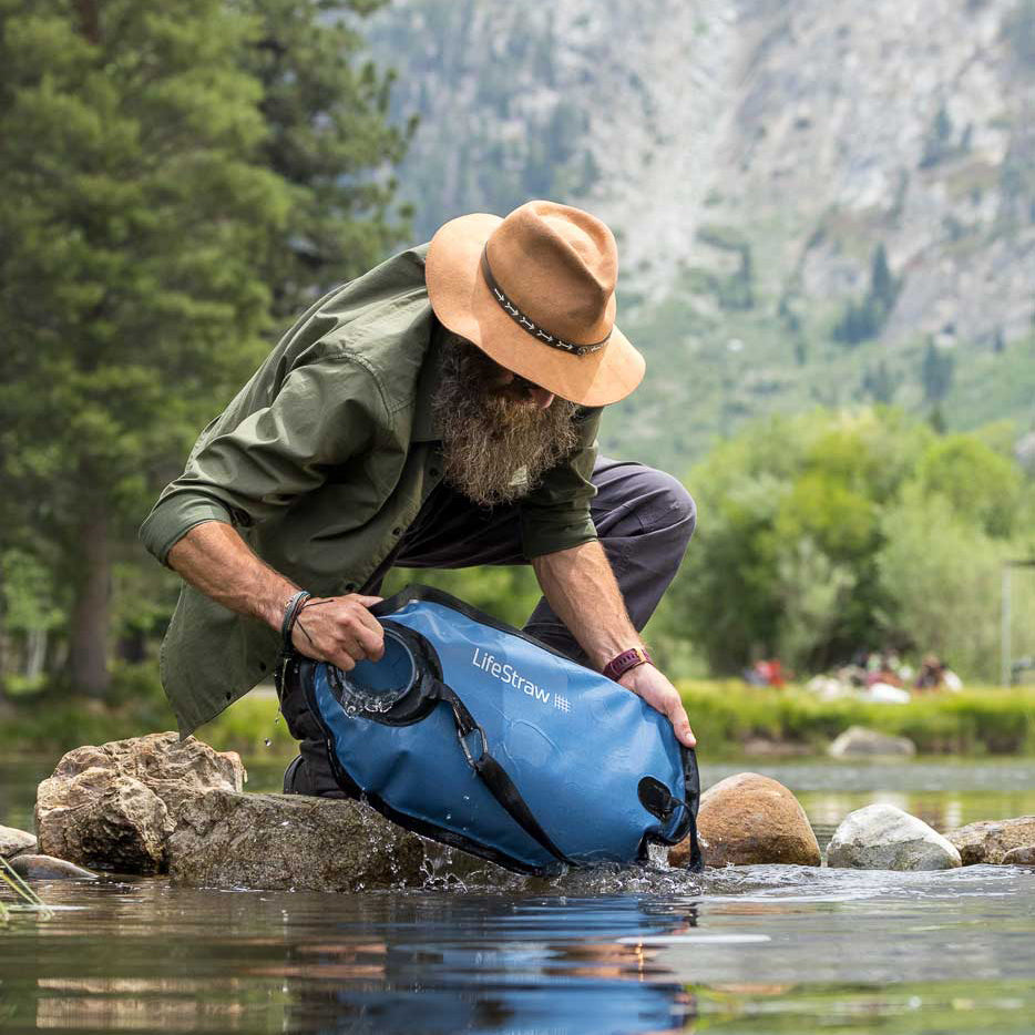 LifeStraw Peak Series Gravity Water Purifier with Virus Removal, 8 Litre