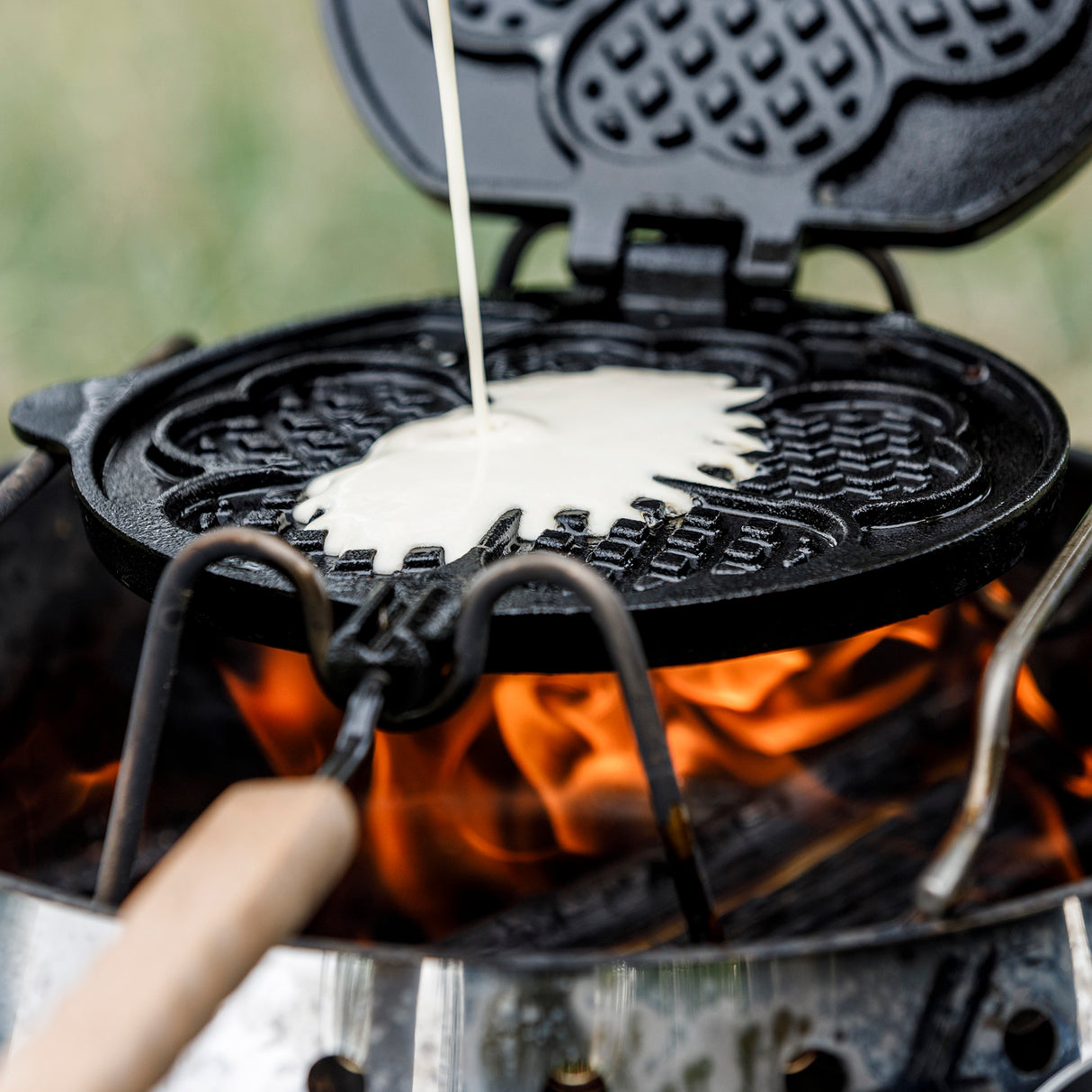 Petromax Cast Iron Rotating Waffle Iron with Stand